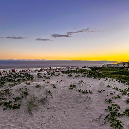 Incrivel Apto A 800M Da Praia Do Forte - Cabo Frio Eksteriør billede